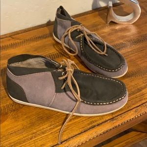 Okukai women’s suede booties US Women’s 7